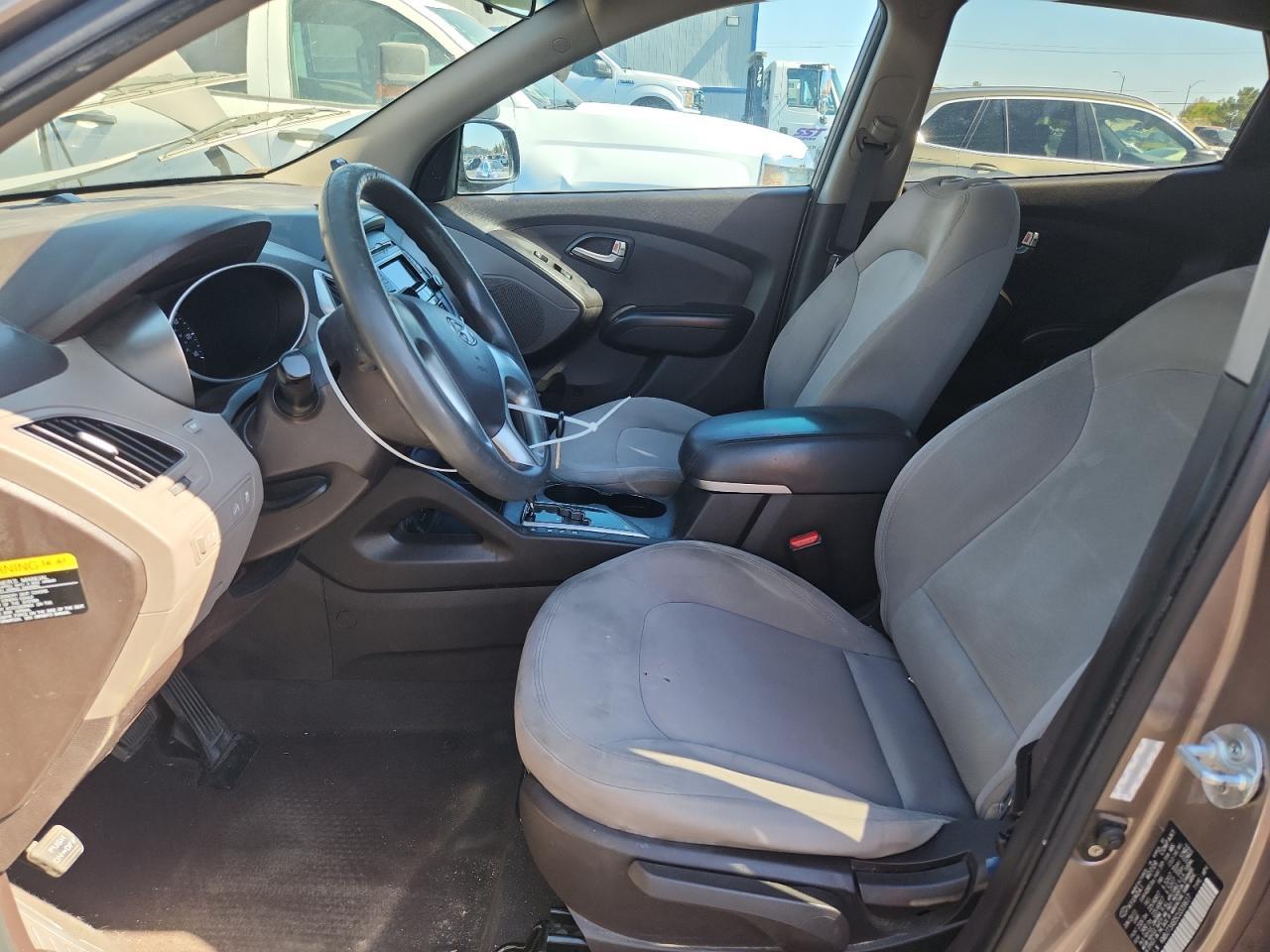 2012 HYUNDAI TUCSON
