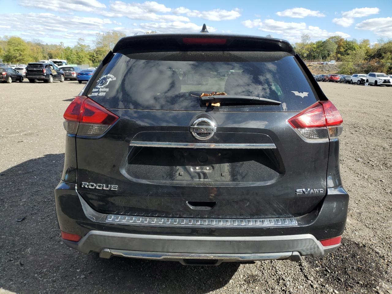 2018 NISSAN ROGUE