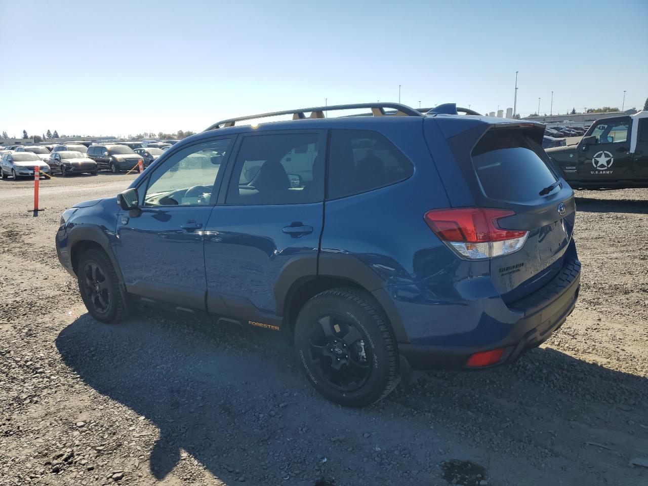 2022 SUBARU FORESTER