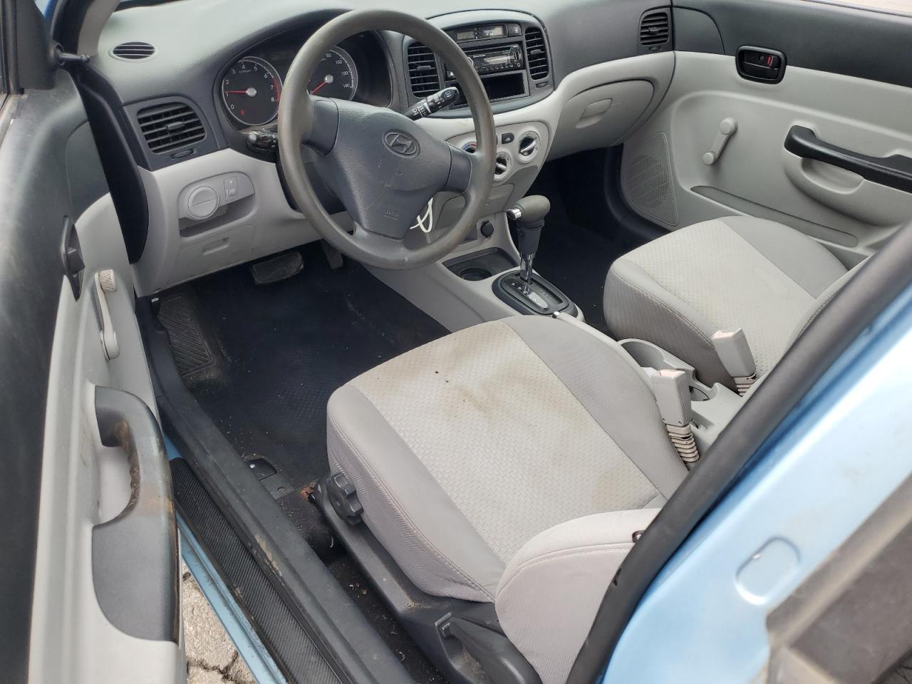 2010 HYUNDAI ACCENT