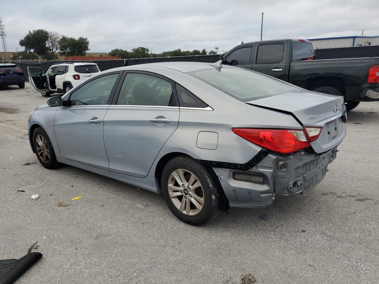2011 HYUNDAI SONATA