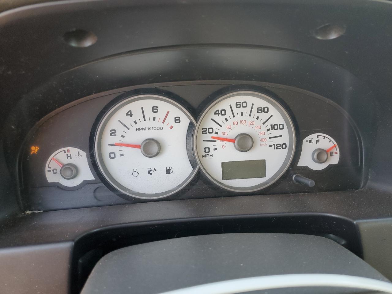 2005 FORD ESCAPE
