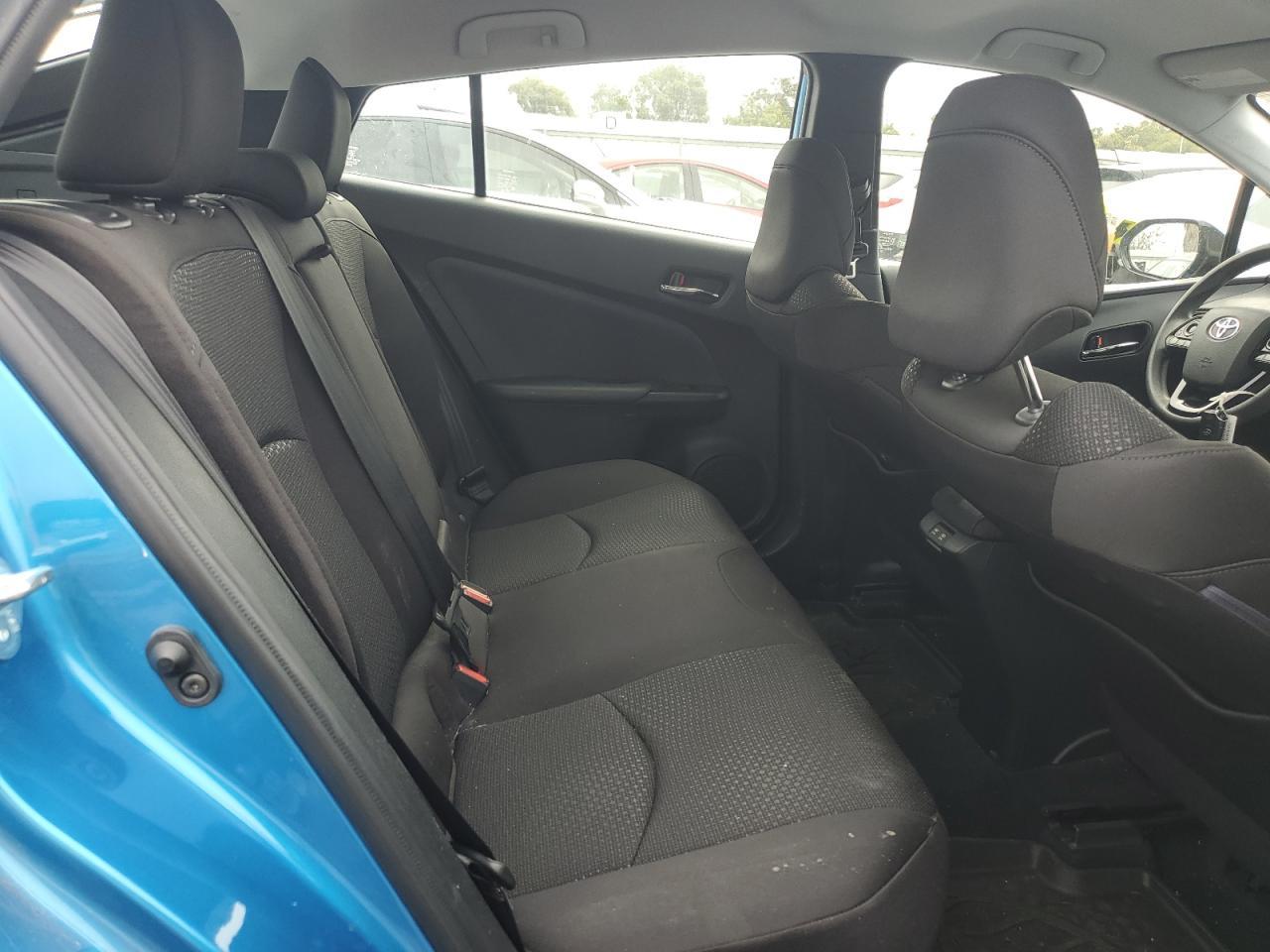 2019 TOYOTA PRIUS