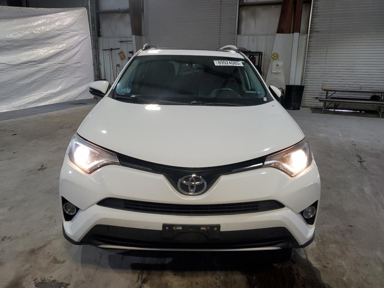 2016 TOYOTA RAV4