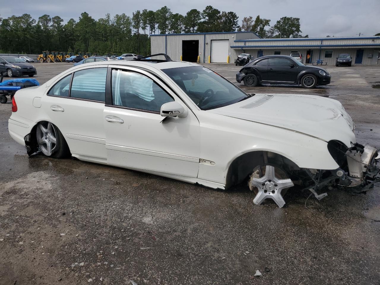 2009 MERCEDES-BENZ E-Class