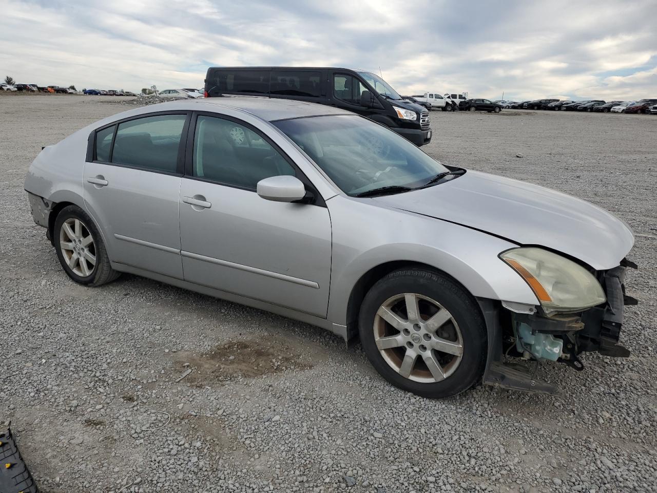 2004 NISSAN Maxima