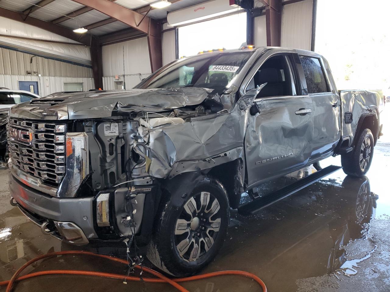 2024 GMC Sierra