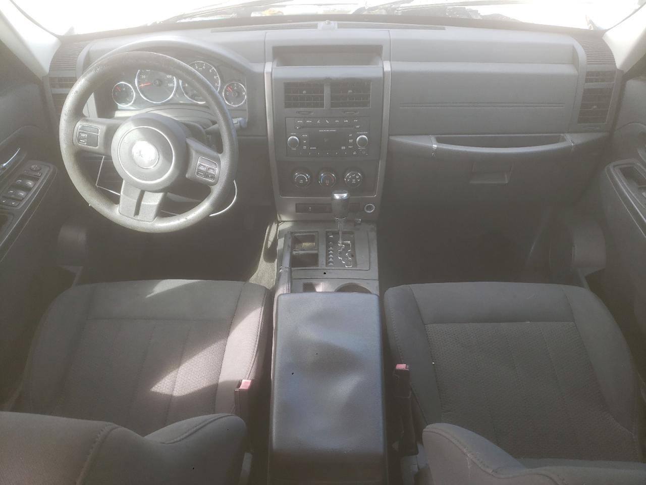 2012 JEEP Liberty