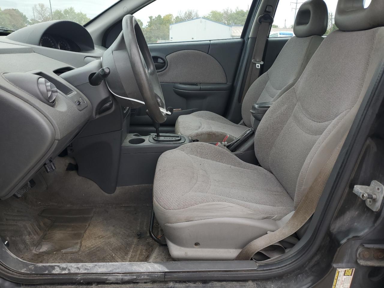 2004 SATURN Ion