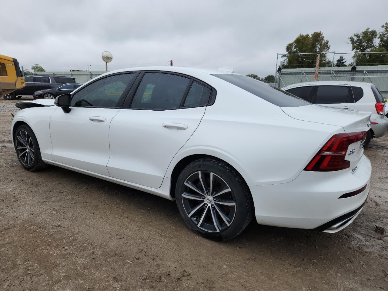 2021 VOLVO S60