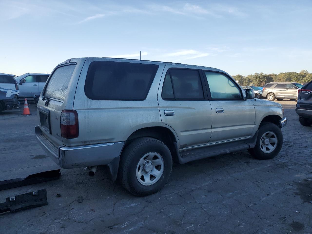 2000 TOYOTA 4Runner