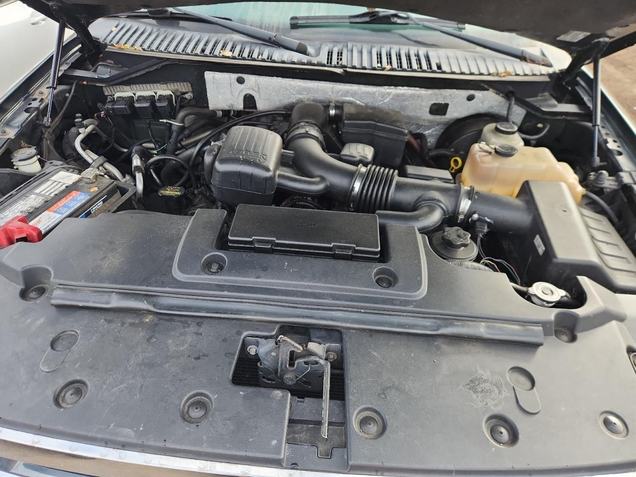 2013 FORD Expedition