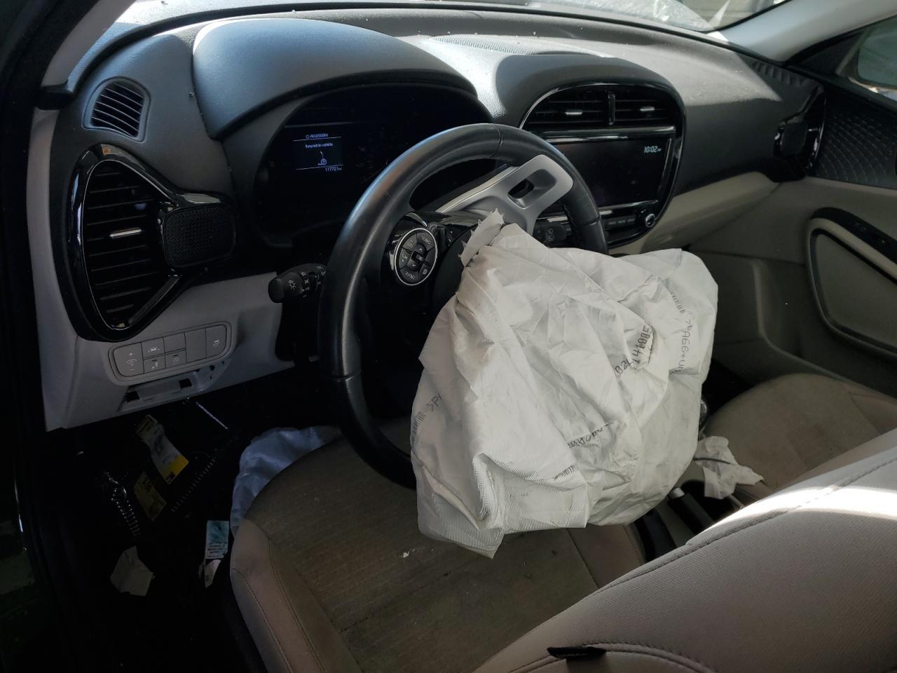 2022 KIA SOUL