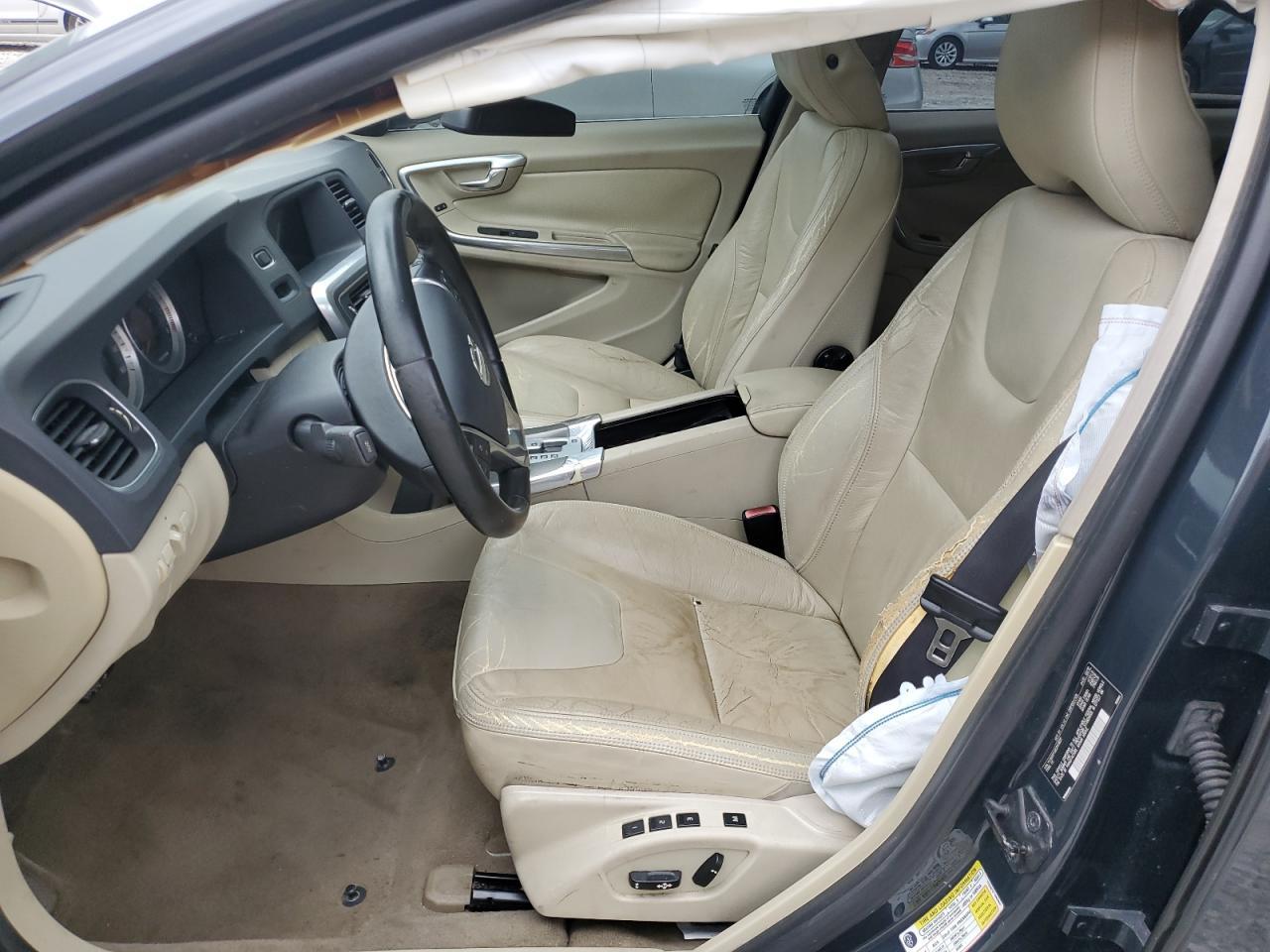 2012 VOLVO S60
