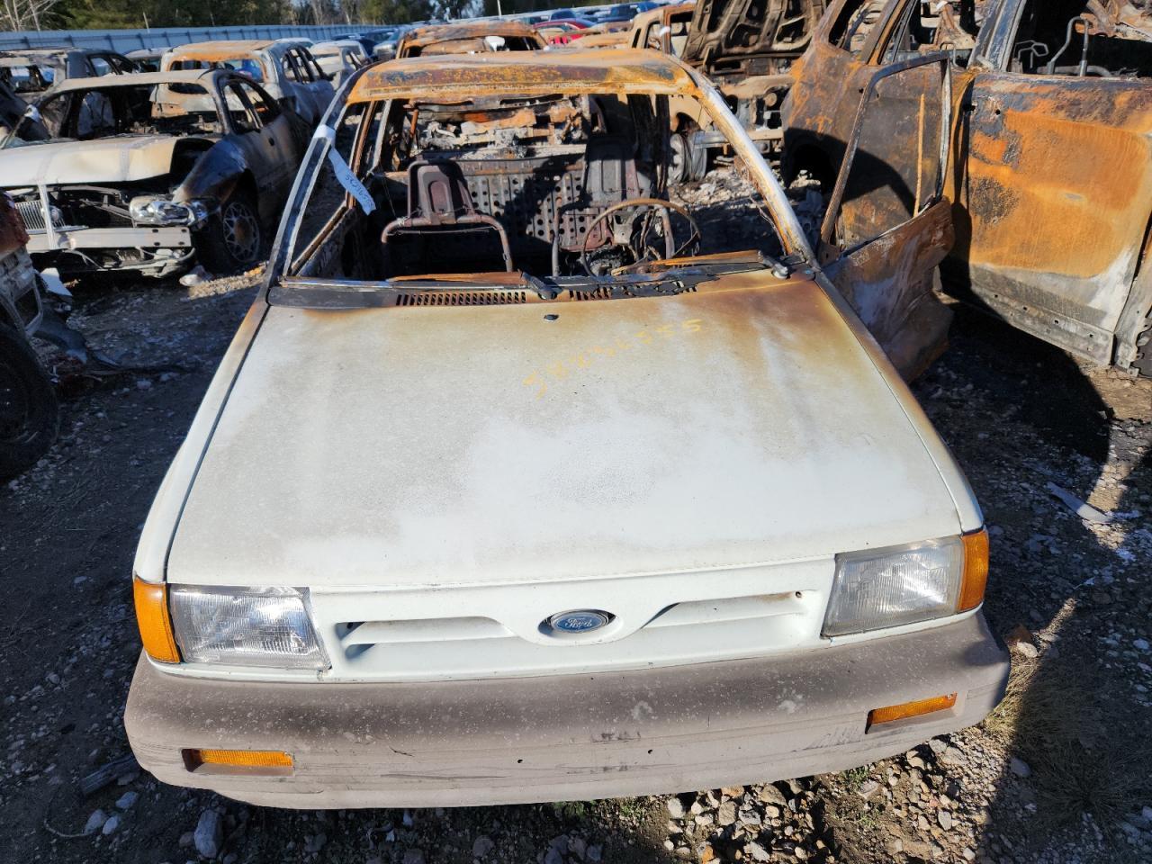 1990 FORD Festiva