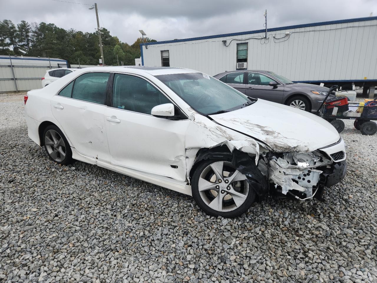 2014 TOYOTA CAMRY