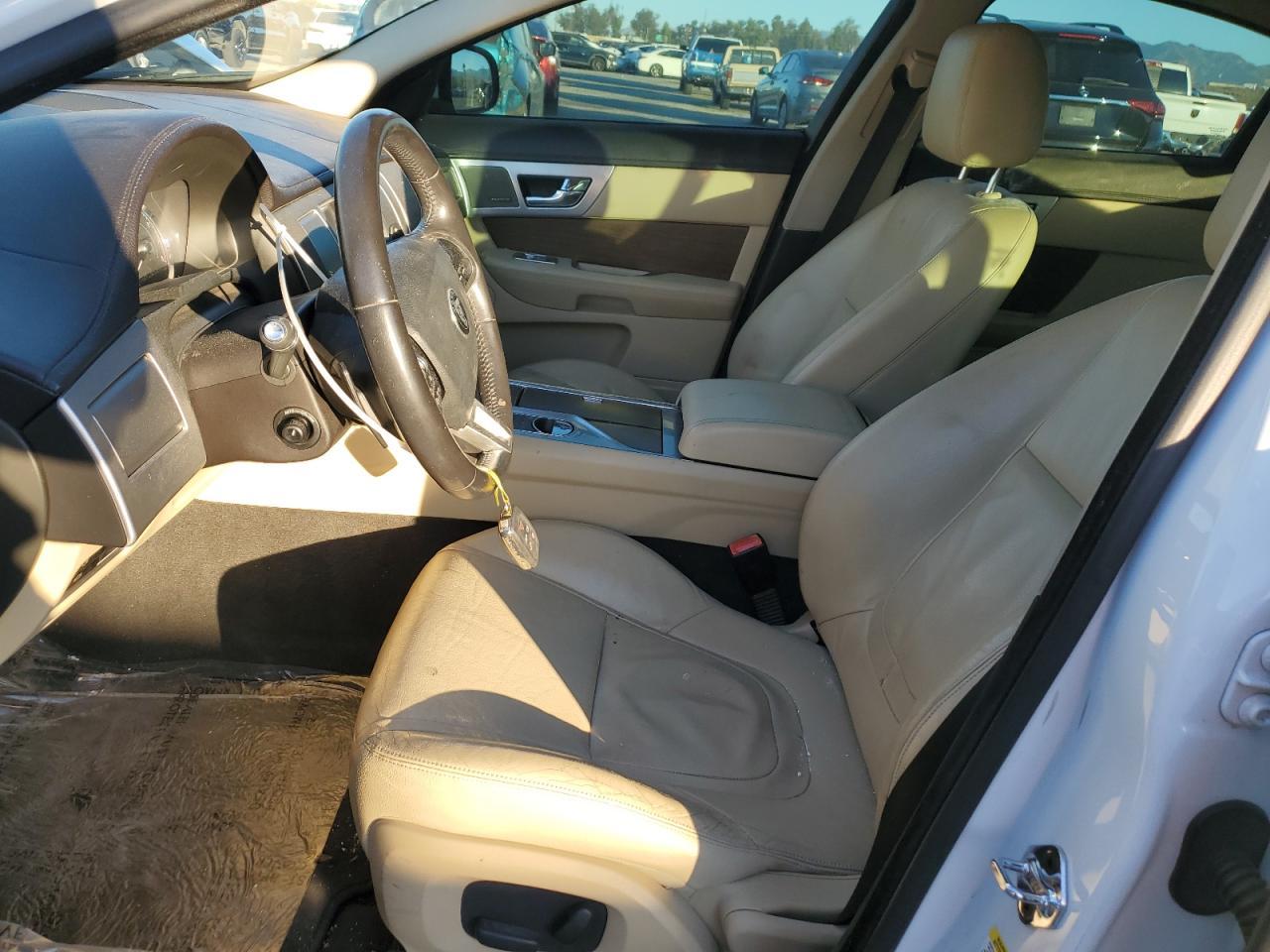 2015 JAGUAR XF