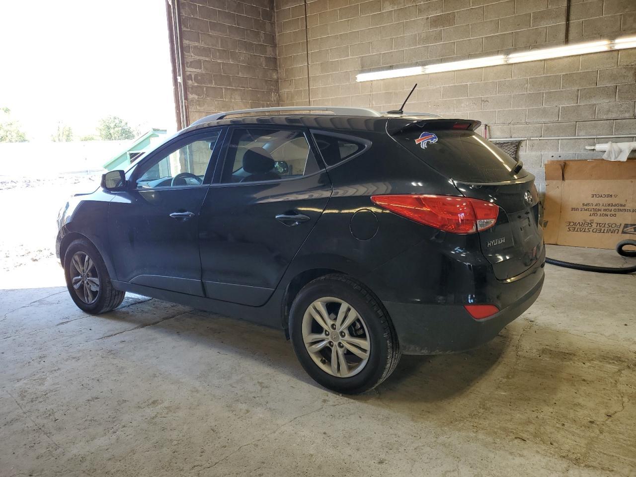 2011 HYUNDAI TUCSON