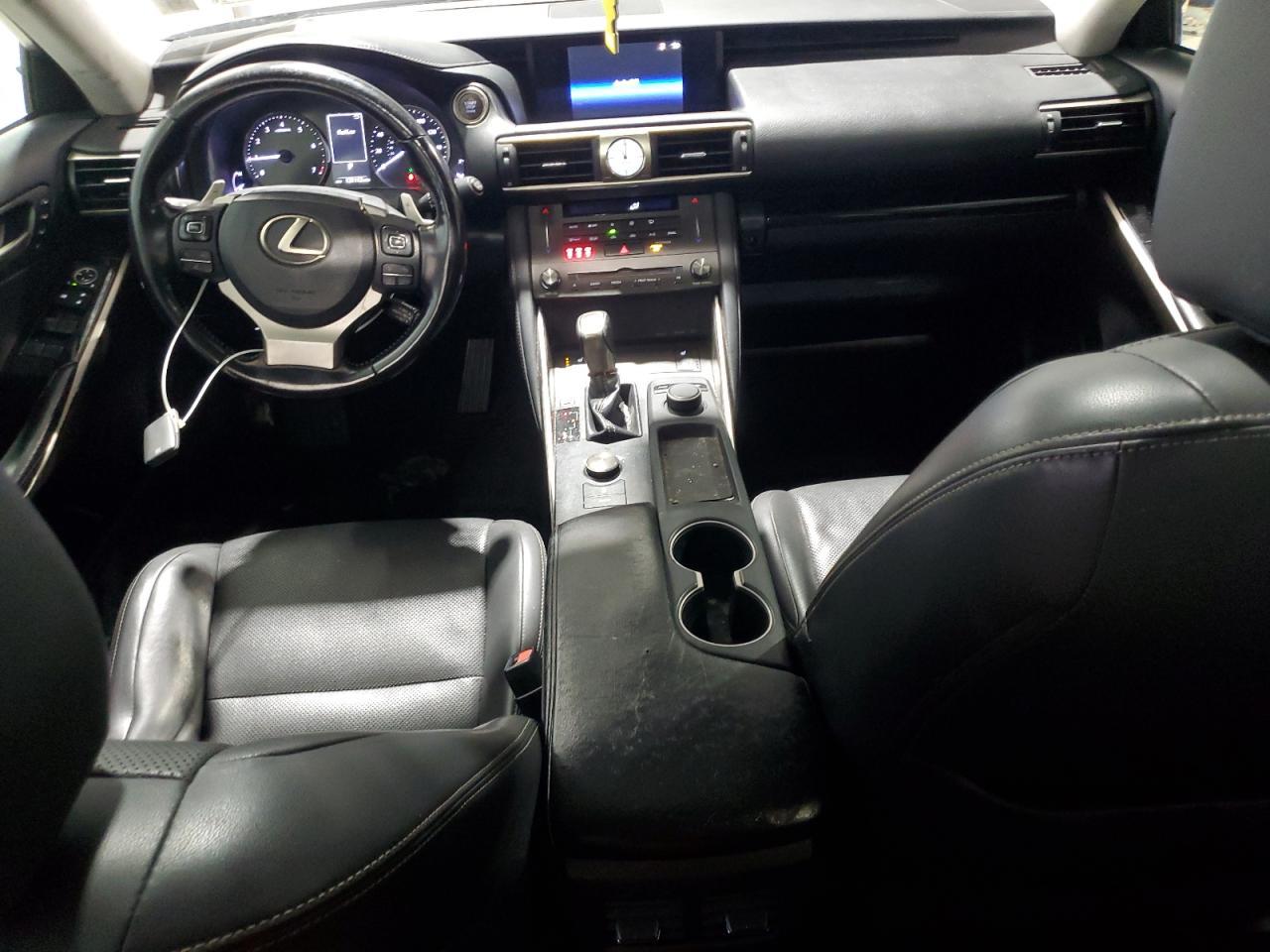 2020 LEXUS IS 300