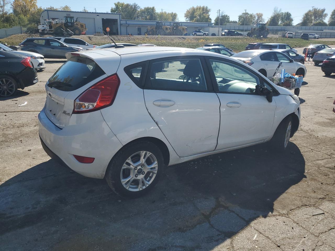 2016 FORD Fiesta