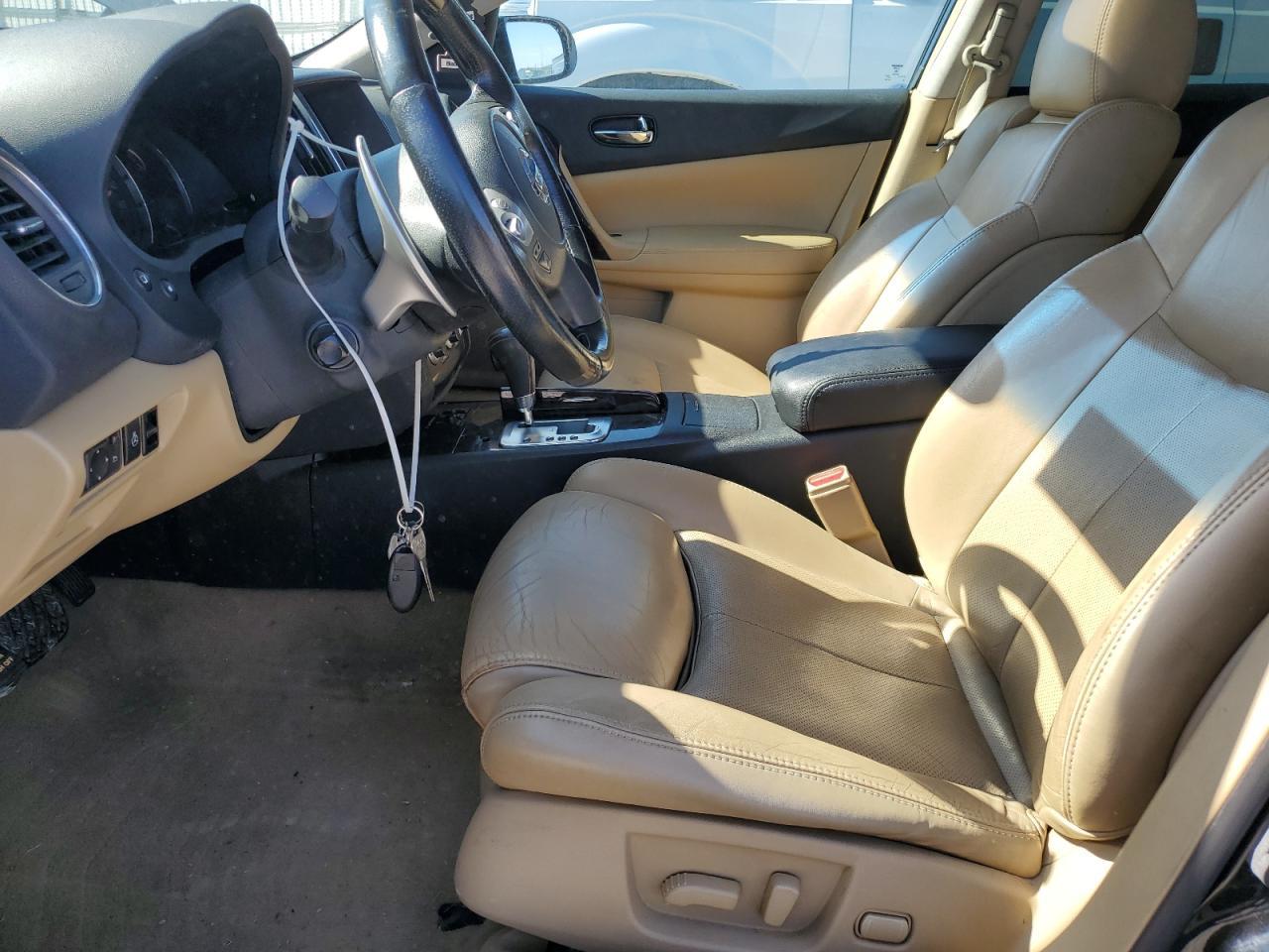 2011 NISSAN Maxima