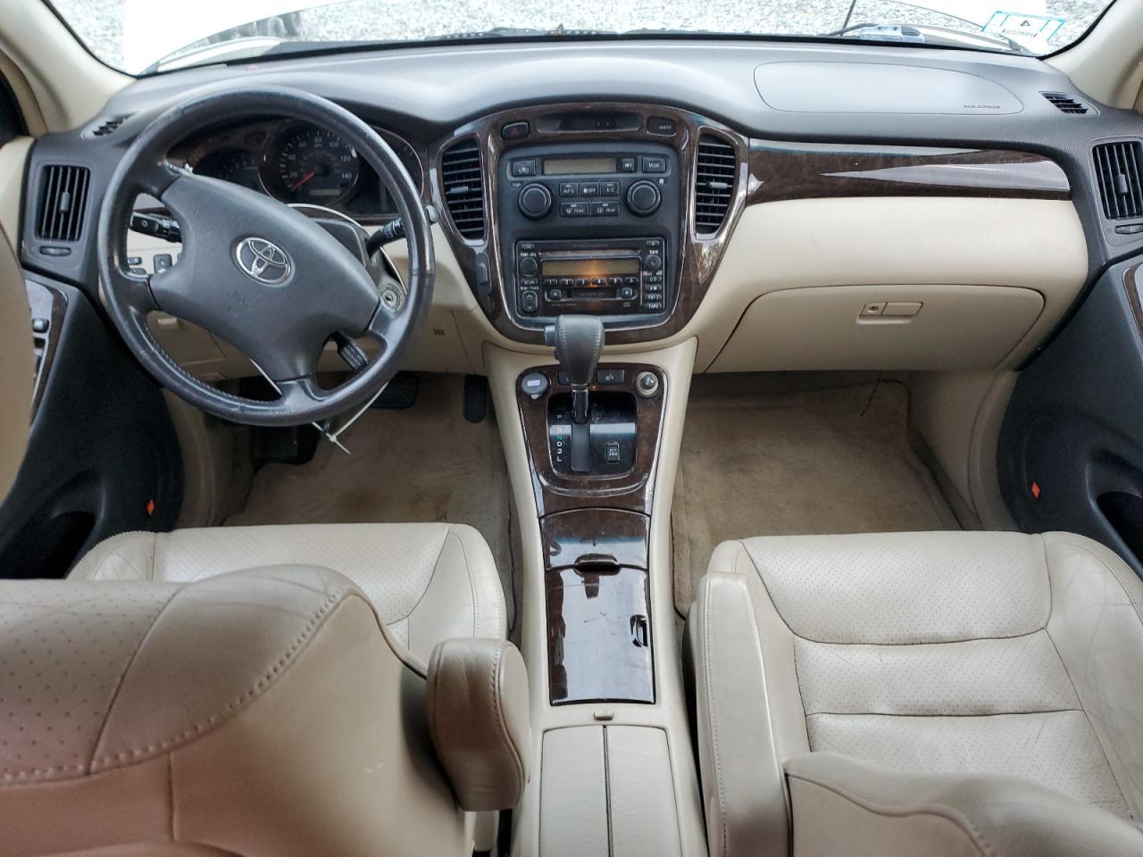 2003 TOYOTA HIGHLANDER