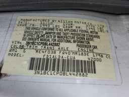 2011 NISSAN VERSA