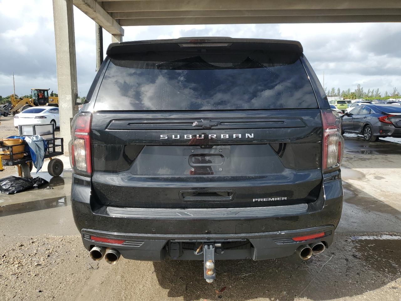 2023 CHEVROLET Suburban