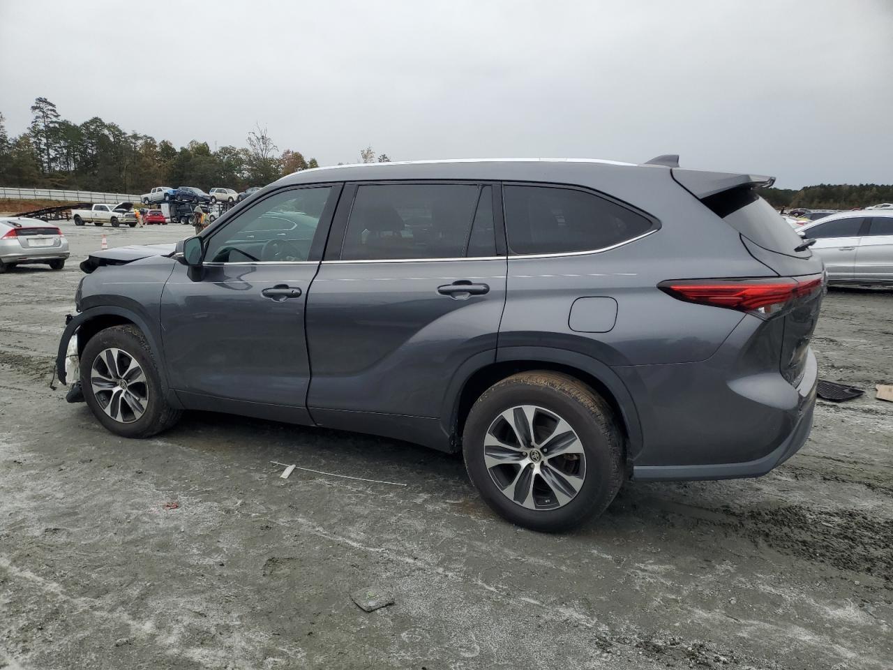 2020 TOYOTA HIGHLANDER