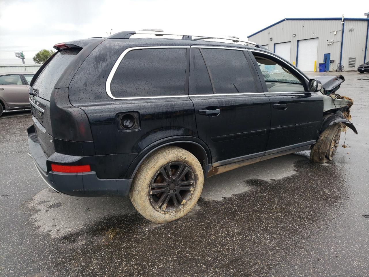 2010 VOLVO XC90