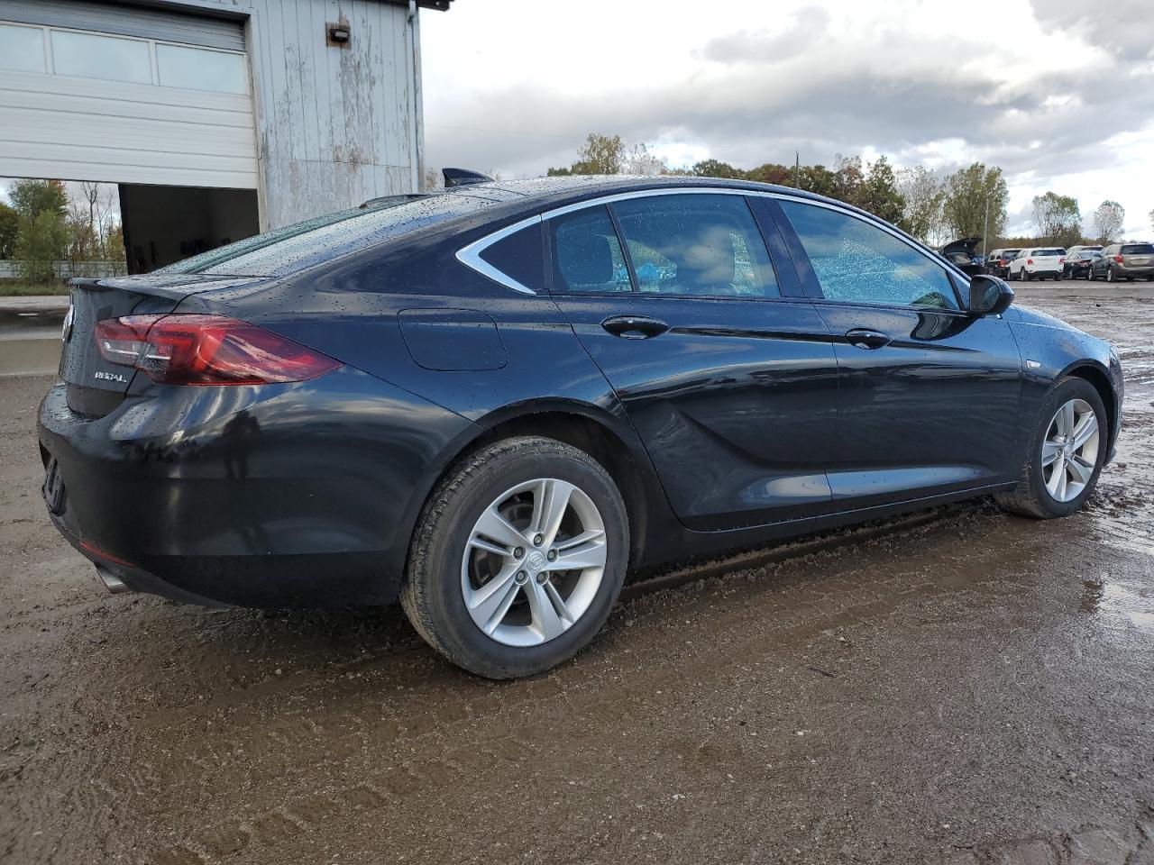 2018 BUICK Regal