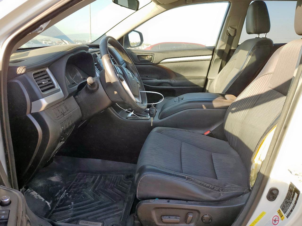 2014 TOYOTA HIGHLANDER