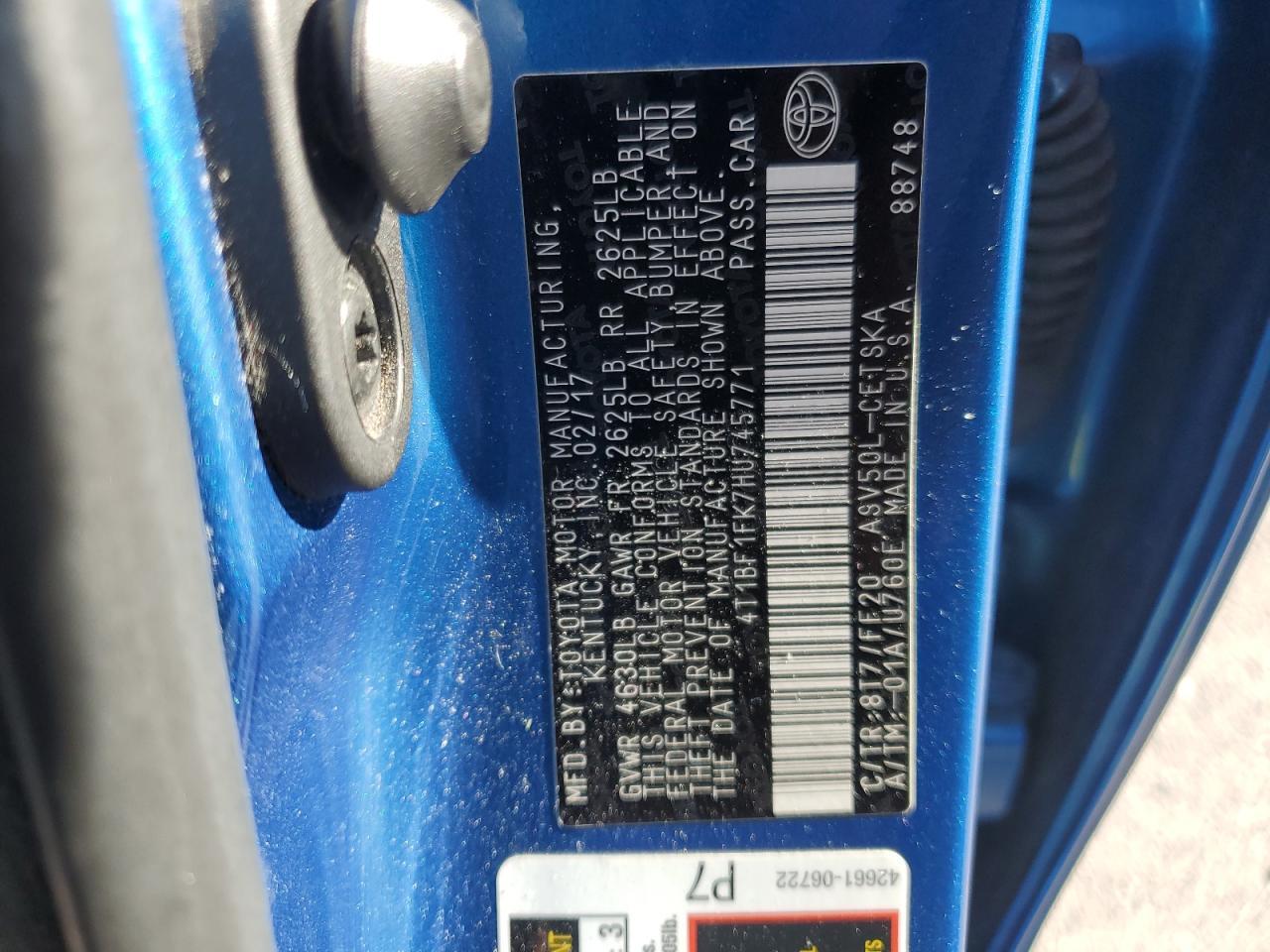 2017 TOYOTA CAMRY
