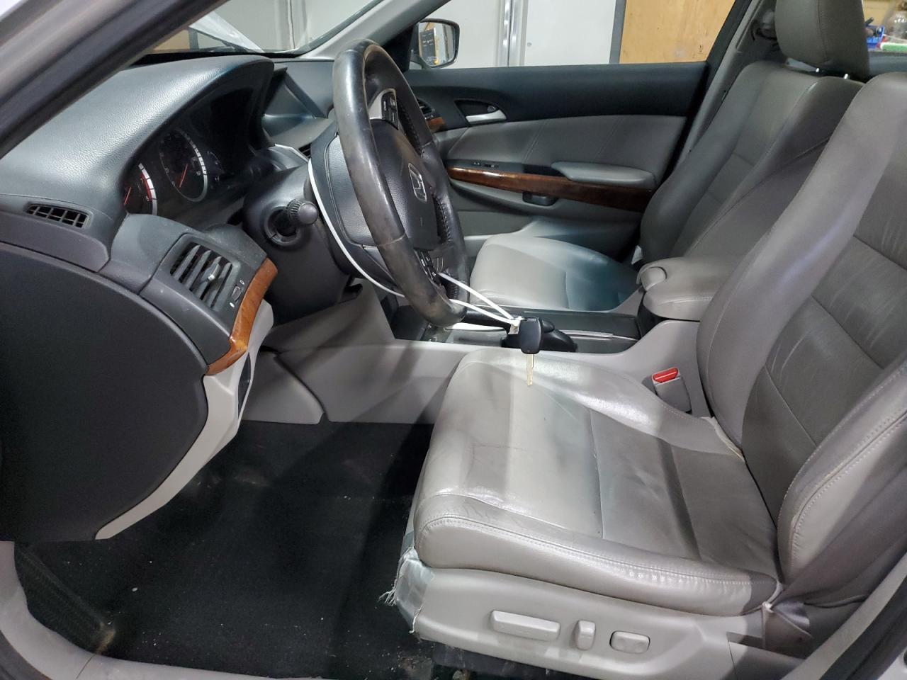2011 HONDA ACCORD