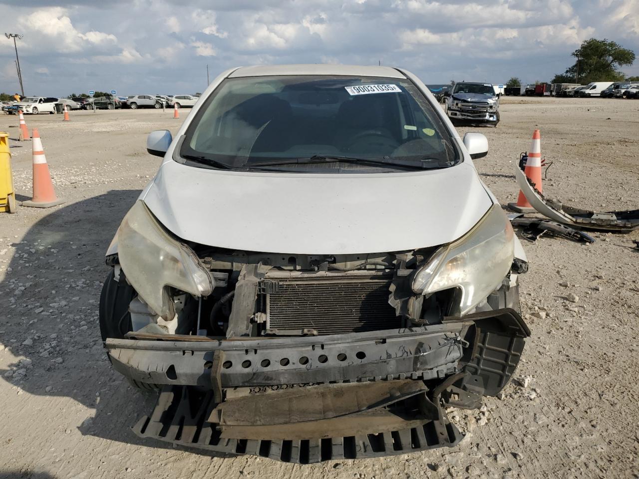2014 NISSAN Versa Note