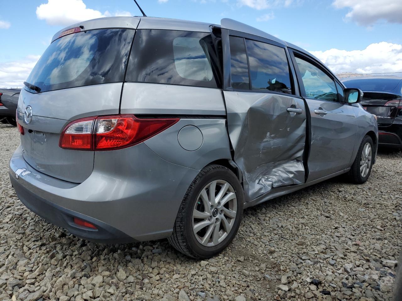 2013 MAZDA 5