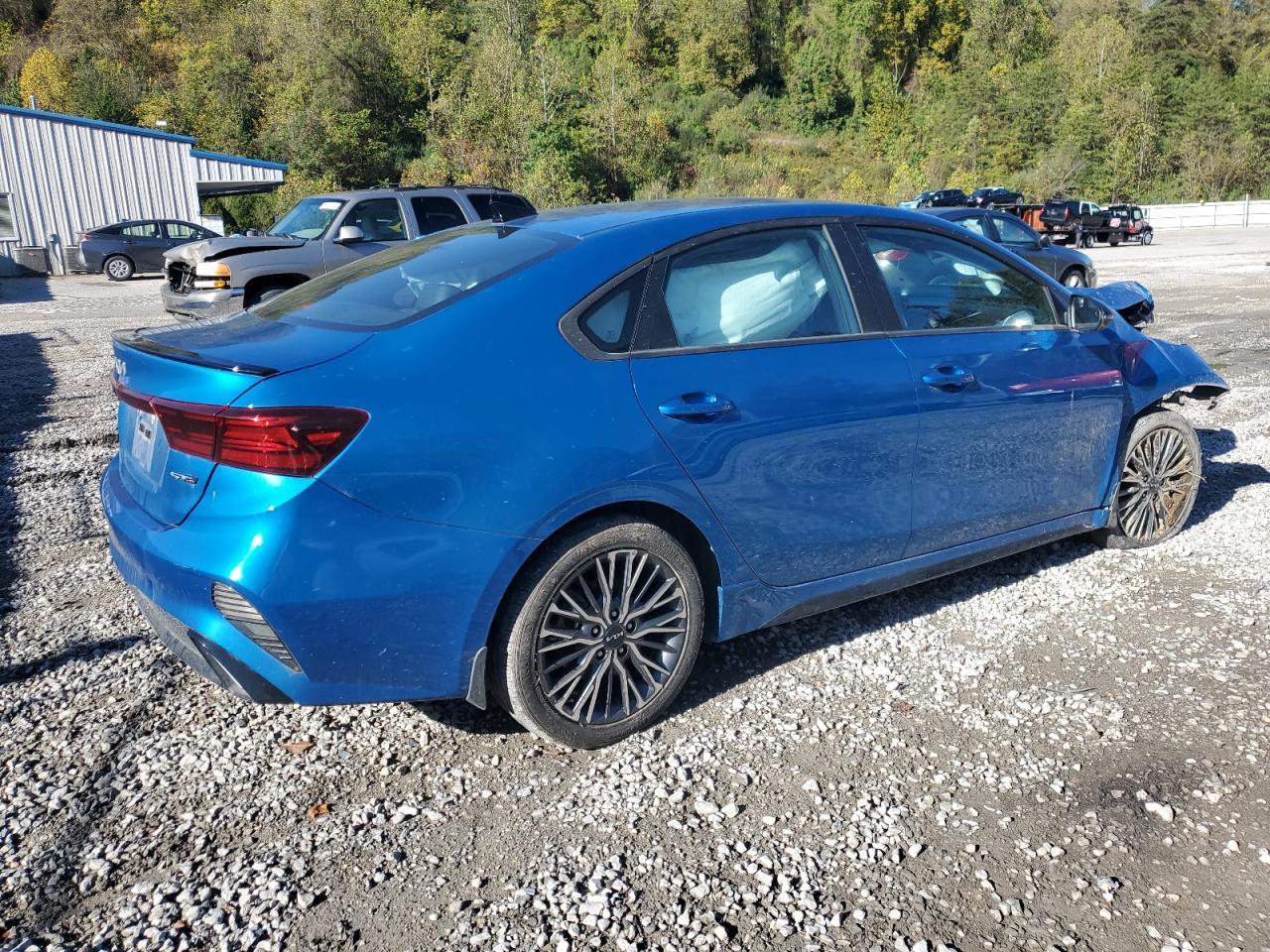 2023 KIA FORTE