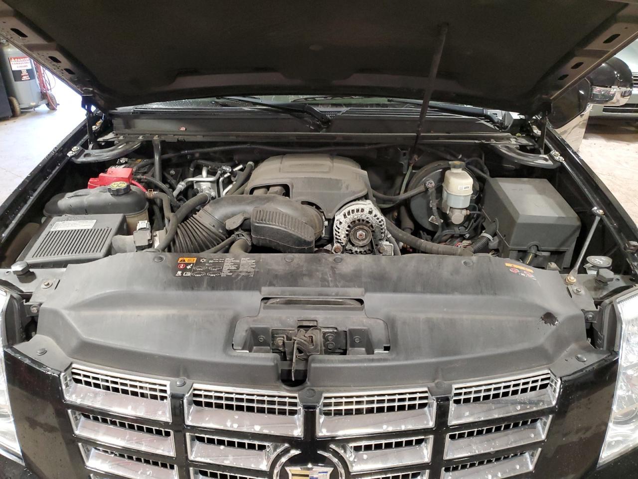 2012 CADILLAC ESCALADE