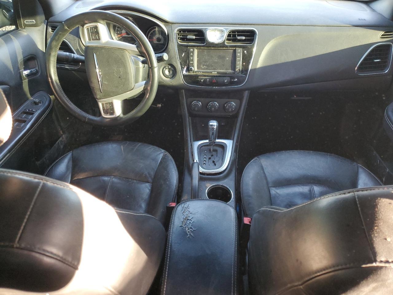 2013 CHRYSLER 200