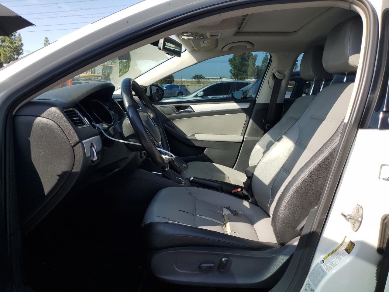2015 VOLKSWAGEN JETTA