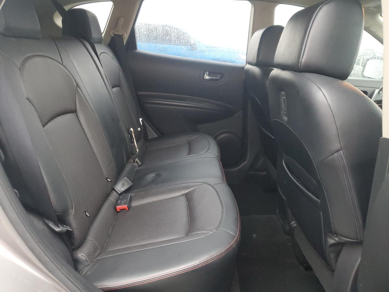 2011 NISSAN ROGUE
