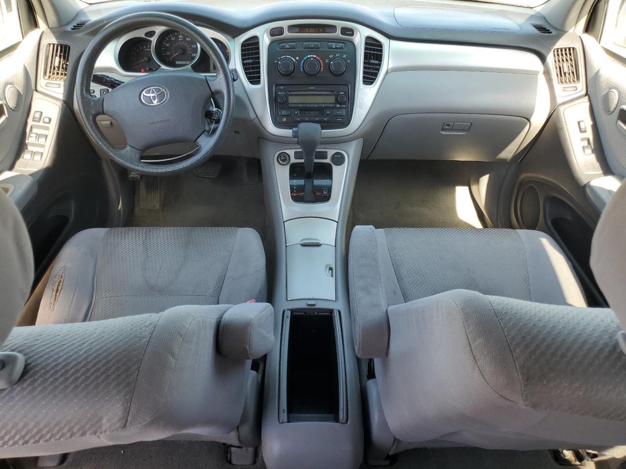 2005 TOYOTA HIGHLANDER