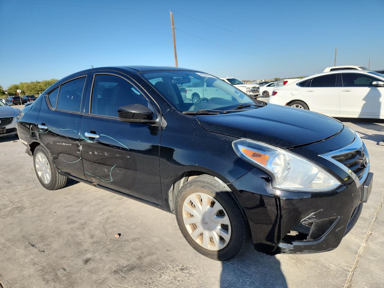 2018 NISSAN VERSA