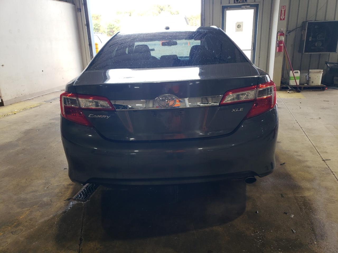 2012 TOYOTA CAMRY