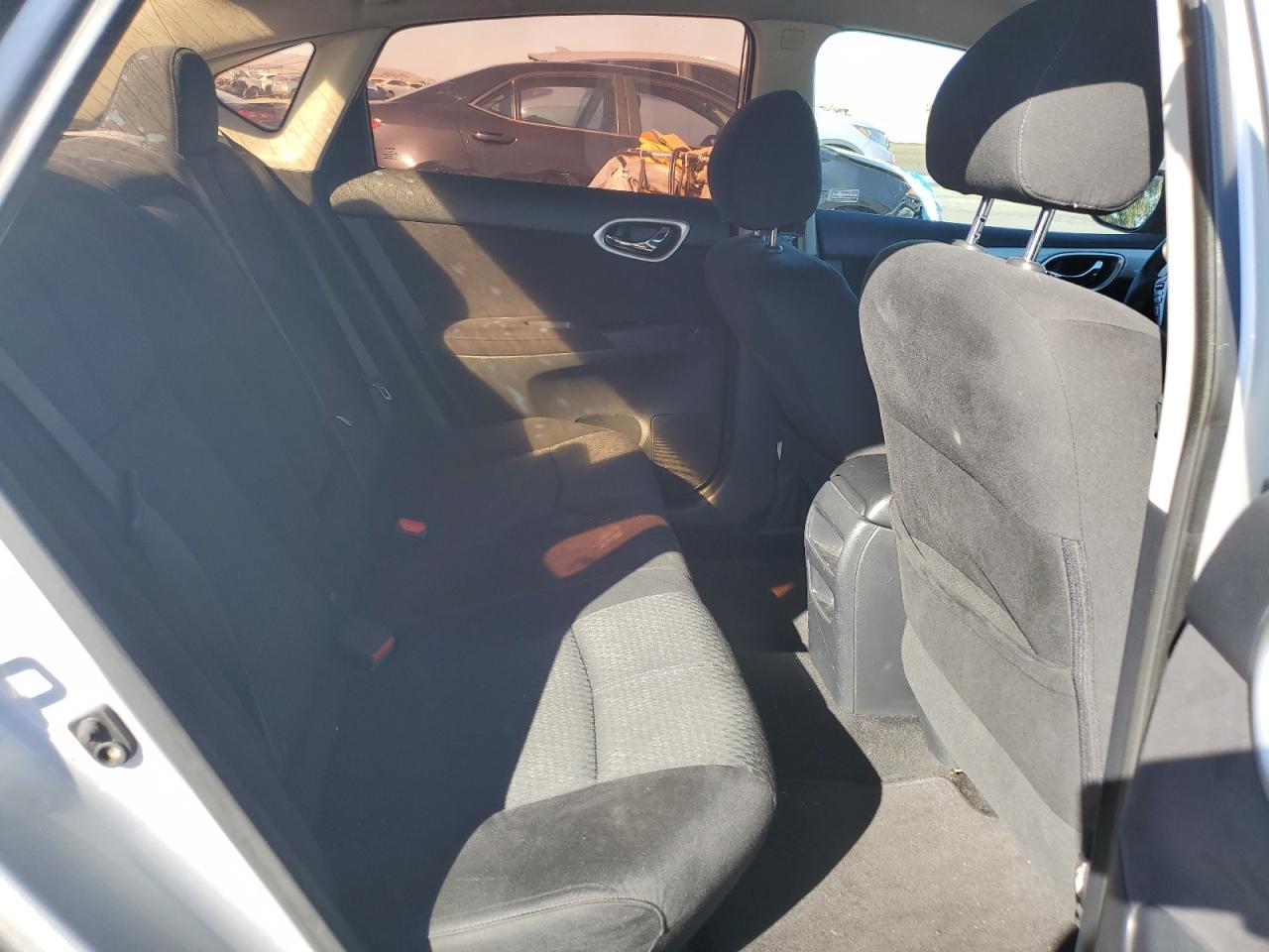 2015 NISSAN SENTRA