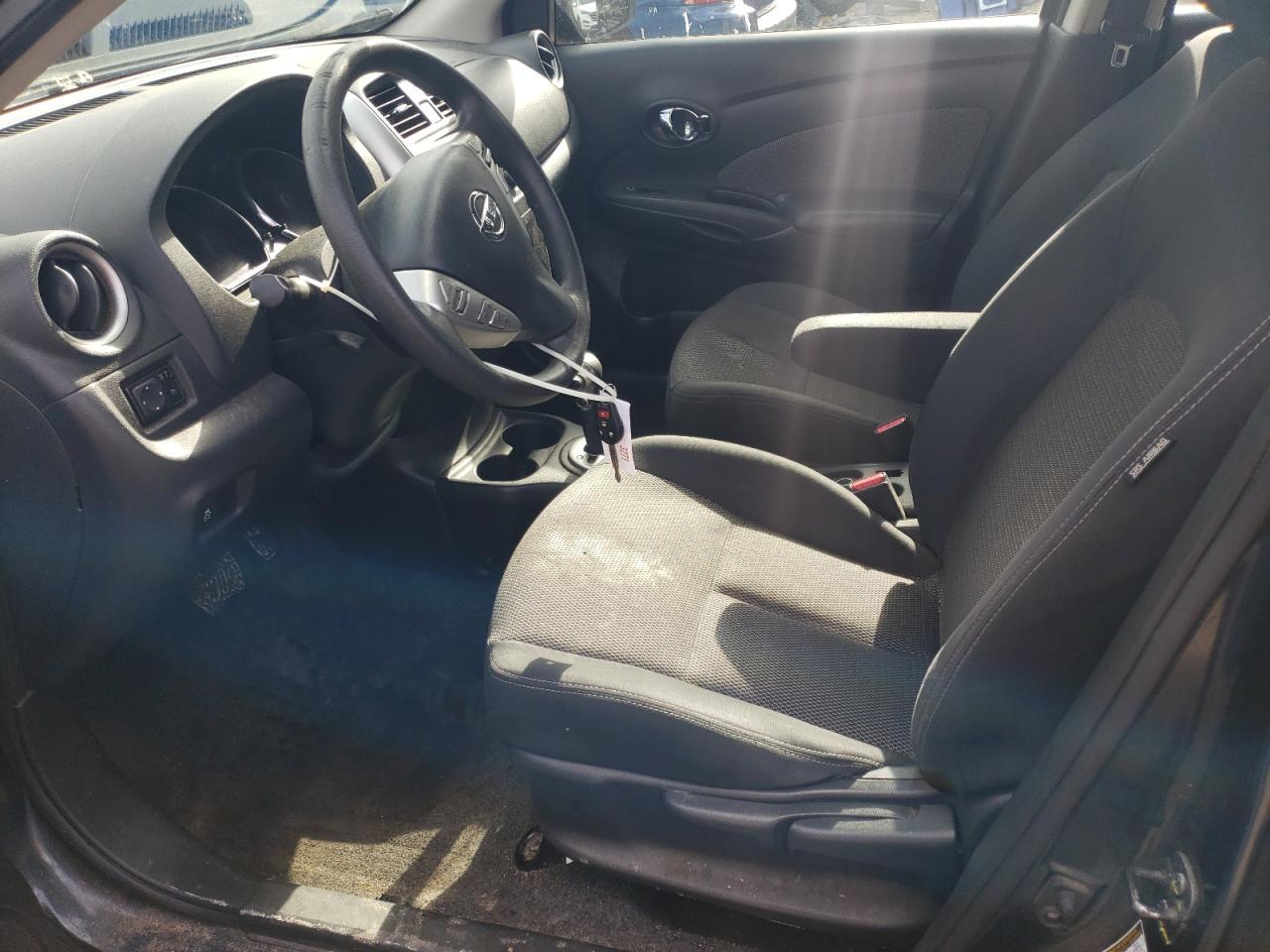 2016 NISSAN VERSA