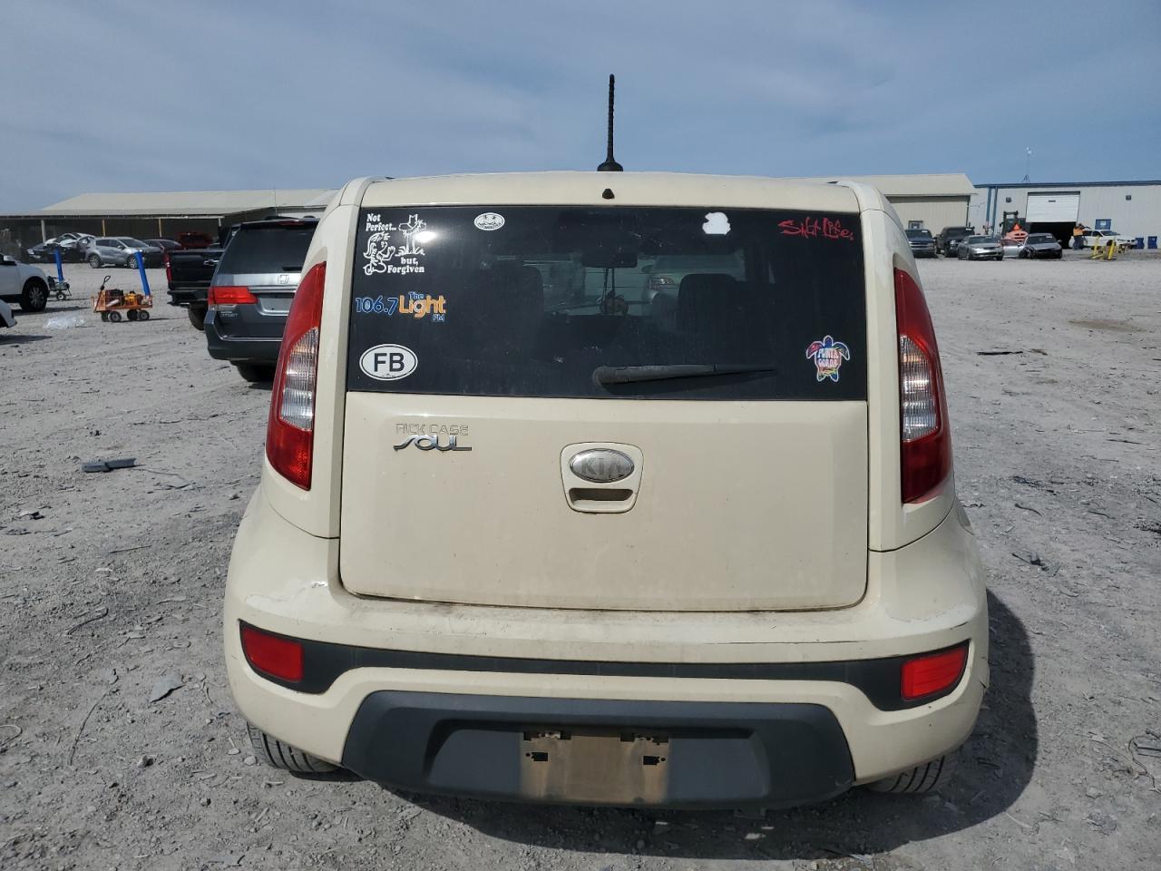 2013 KIA SOUL