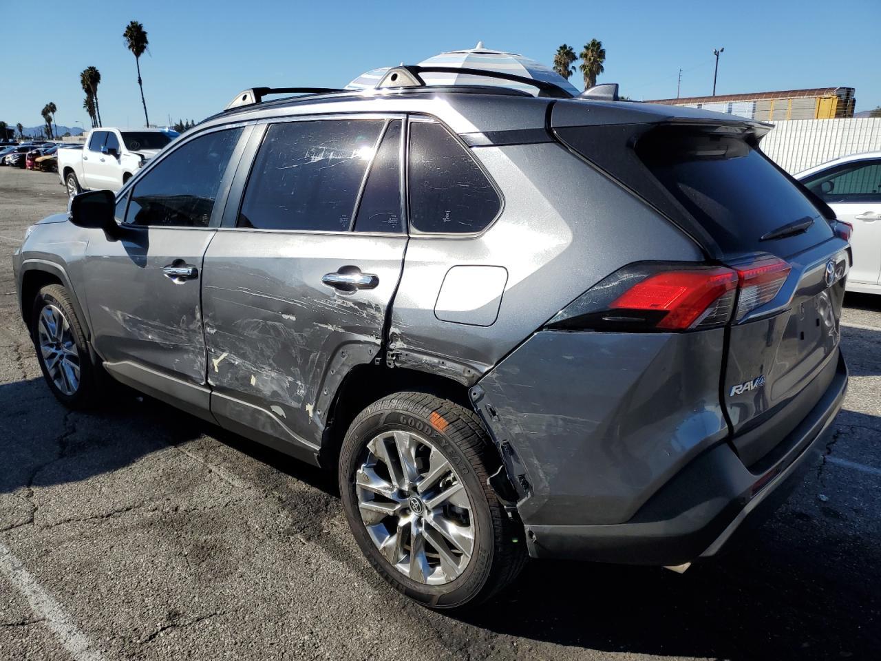 2020 TOYOTA RAV4