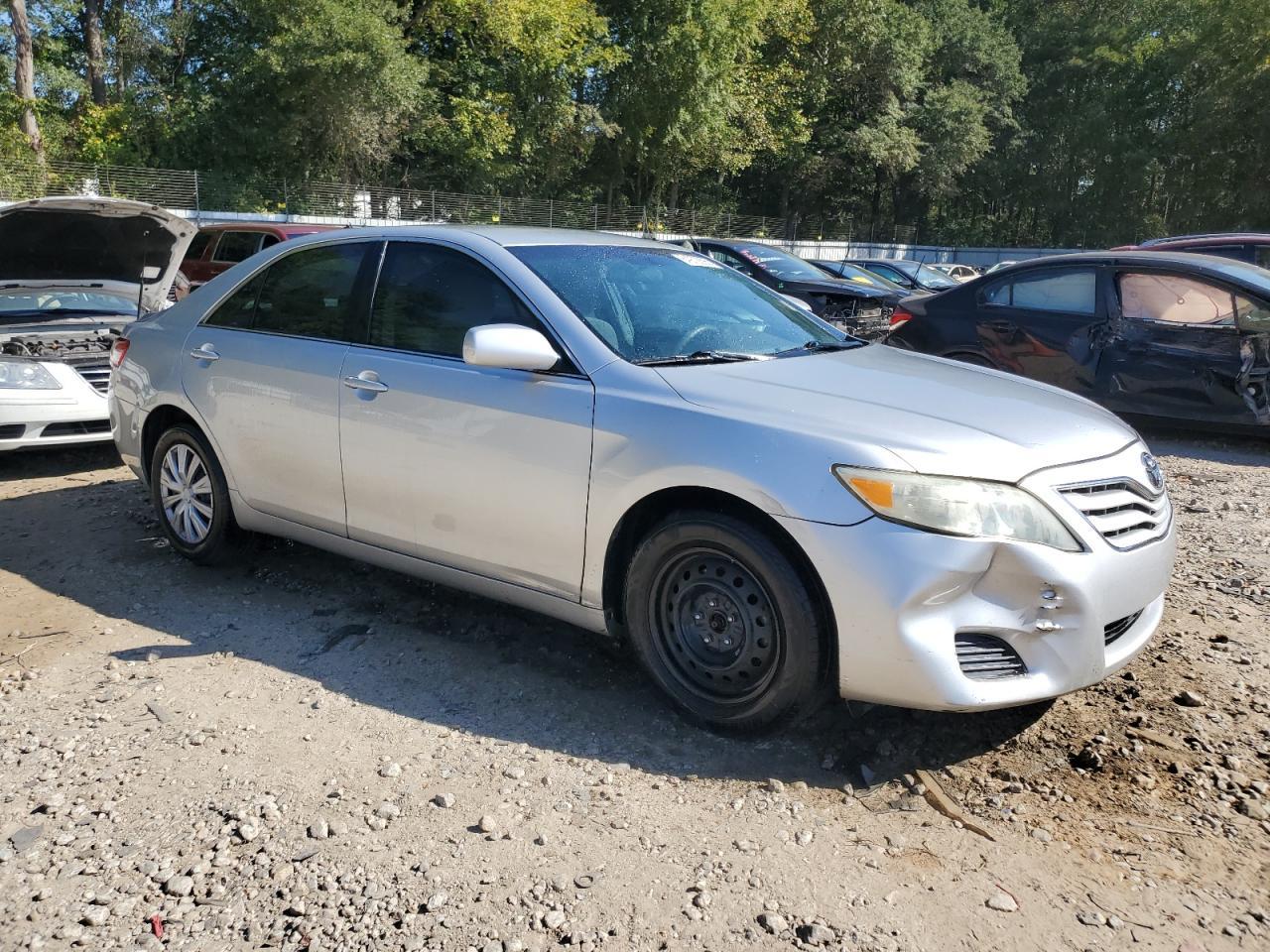 2011 TOYOTA CAMRY