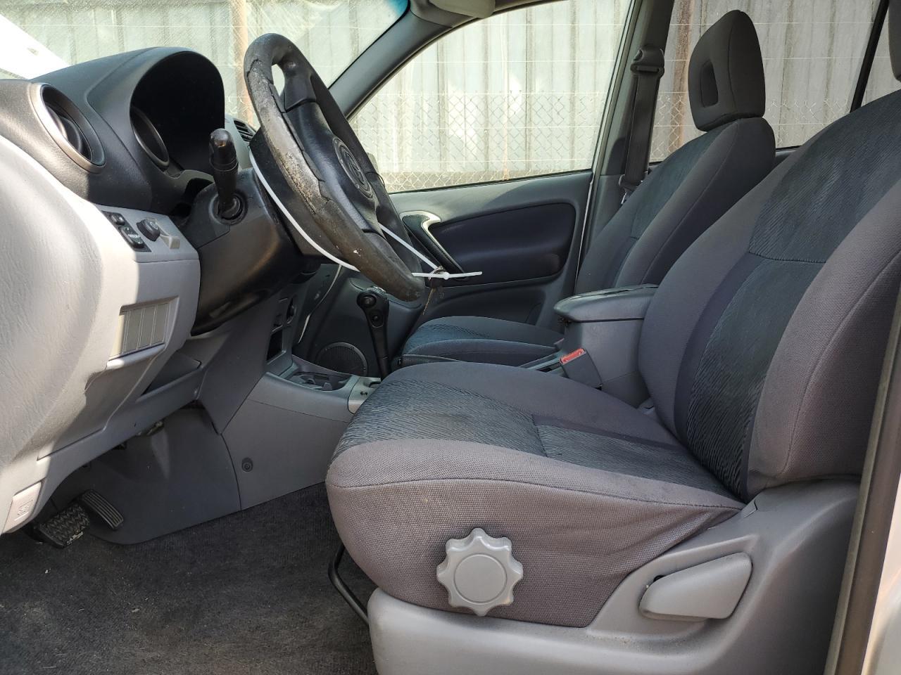 2003 TOYOTA RAV4